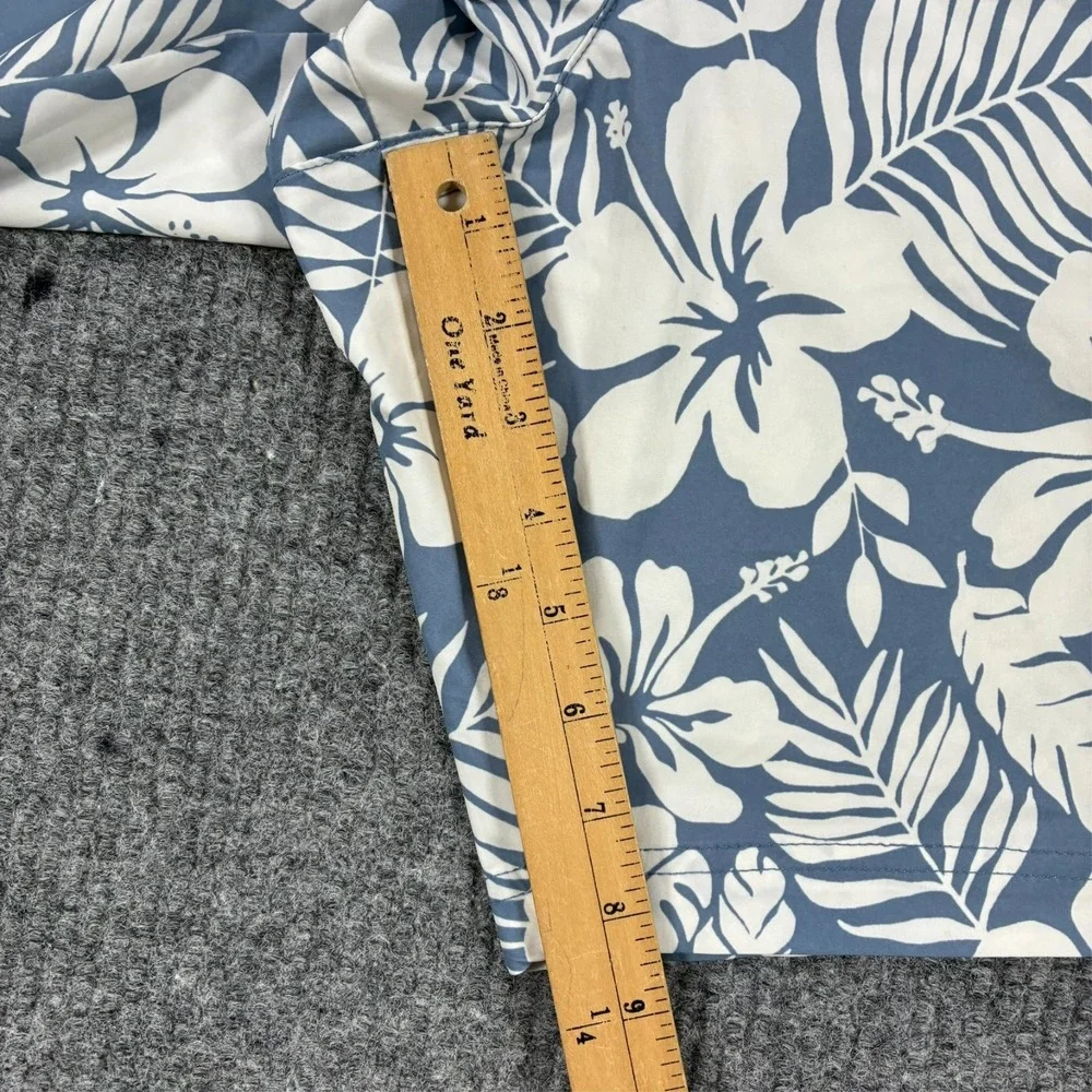 American Eagle Mens Swim Trunks Size 2XL Blue White Floral Board Shorts